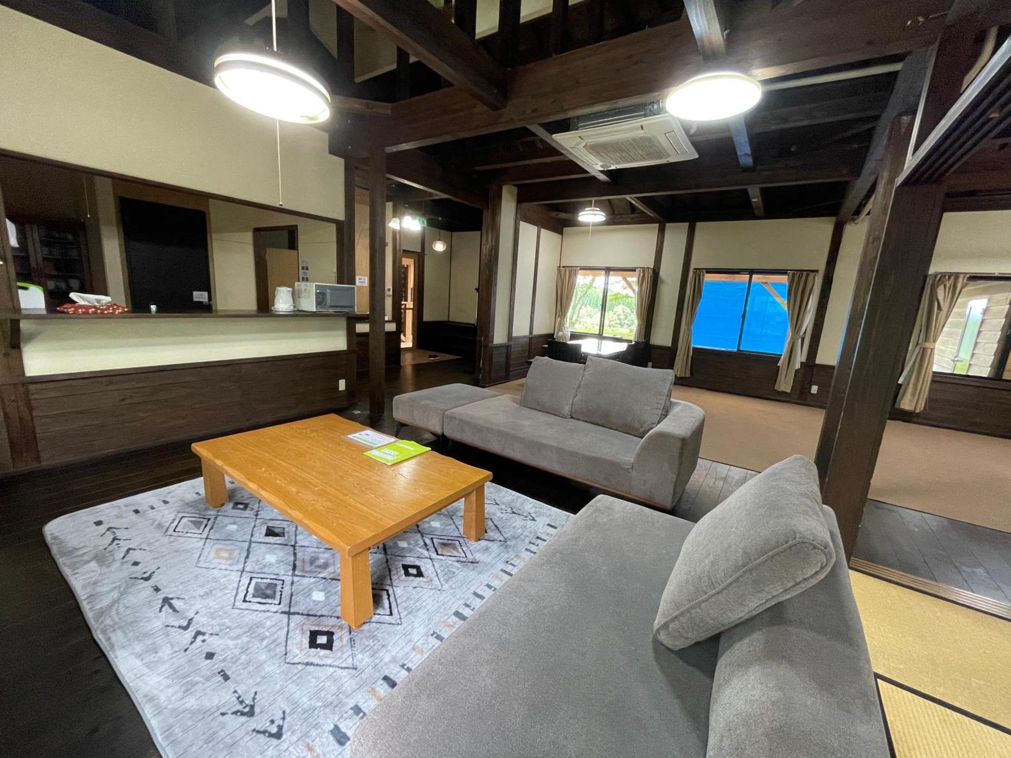 Вилла Kurasako Onsen Sakura Минамиогуни Экстерьер фото